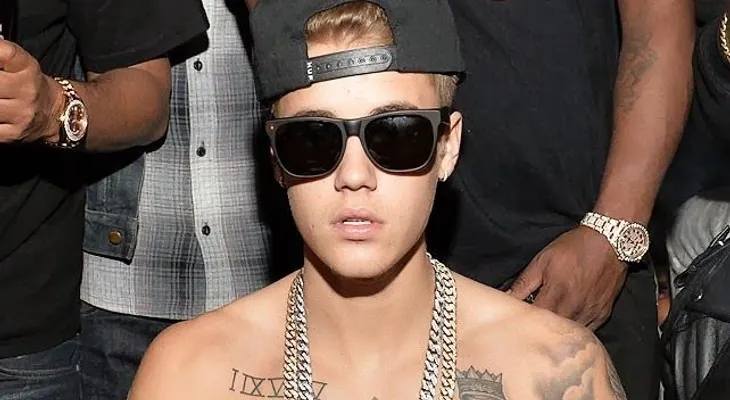 Adolescentes consumieron alcohol y fumaron en concierto  Justin Bieber