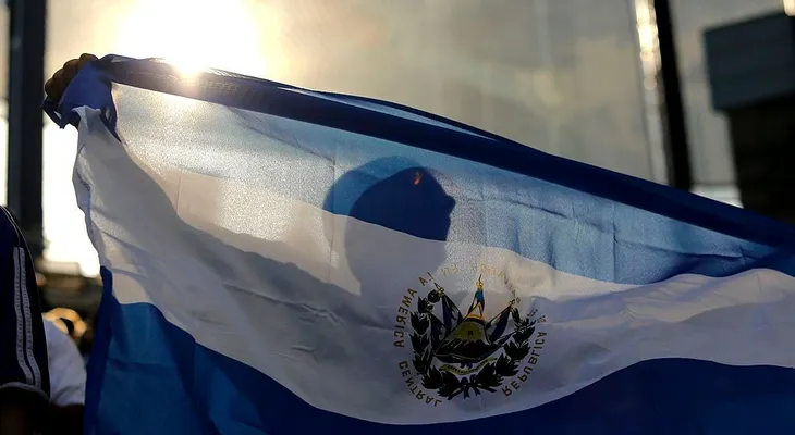 Autoridades migratorias de El Salvador recomiendan no viajar a Nicaragua