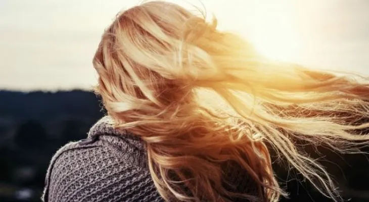 ¿Las vitaminas prenatales ayudan a que crezca el pelo?