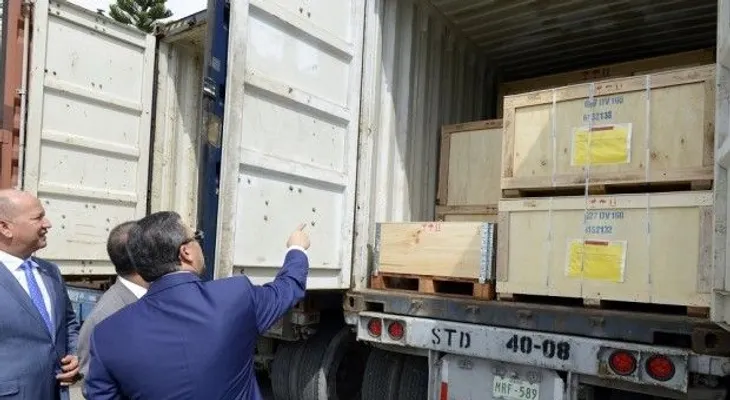 Llegan máquinas rayos X para aeropuertos; Aduanas destruye cigarrillos