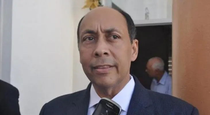 Senador Canaán buscado como "aguja", pero no aparece ni en "centros espiritistas" 