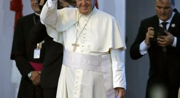 Papa pide amor y comprensión para jóvenes se dedican a la delincuencia 