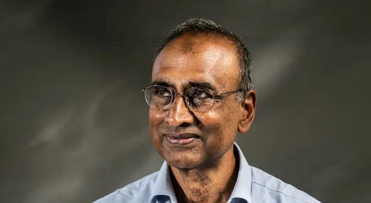 Venki Ramakrishnan explica qué ocurre en el cuerpo tras la muerte