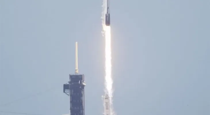 Despega el primer vuelo espacial desde EEUU a la EEI en nueve años