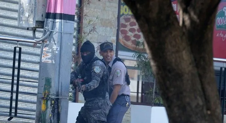 Reportero de elCaribe interno por disparos que le hizo la Policía