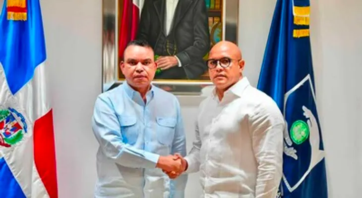 SNS juramenta nuevos directores en hospitales Padre Billini, Jaime Mota y dos centros de la Región Enriquillo