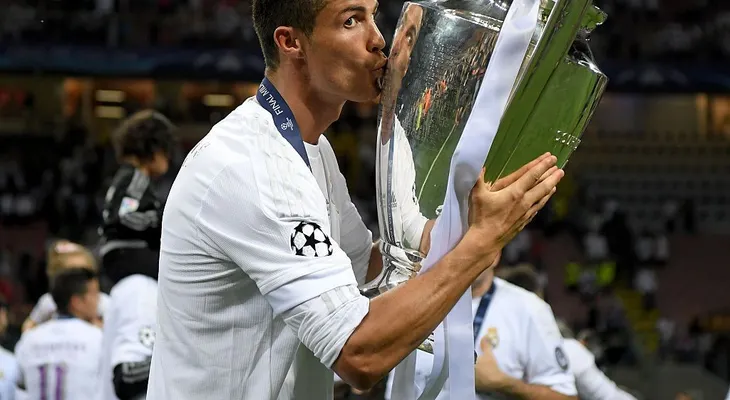 Real Madrid gana la 12 y marca un hito en la Liga de Campeones