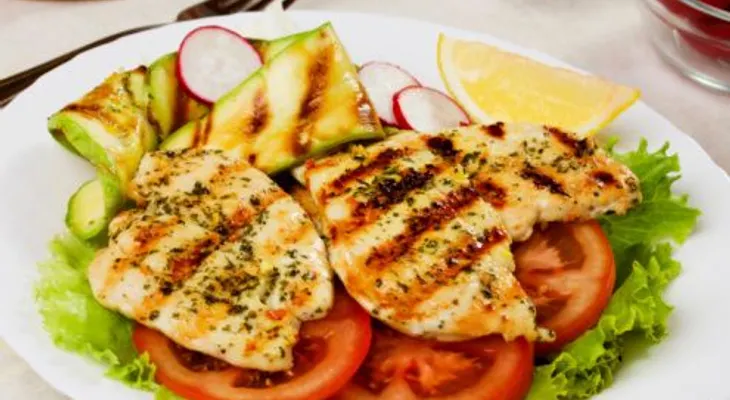 4 tips que necesitas conocer para comer merienda saludable