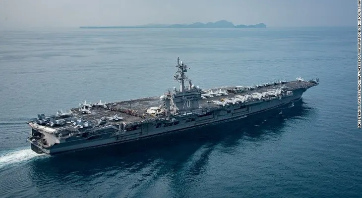 Rabia y burlas en Corea del Sur por el "engaño" del envío del portaaviones de EE.UU.