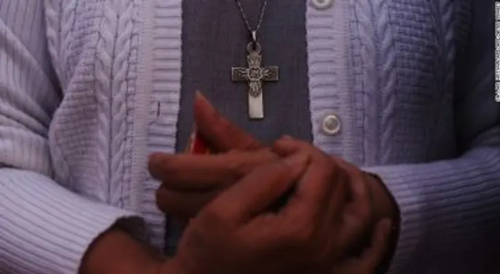Acusan a un sacerdote de El Salvador de abuso sexual a menor