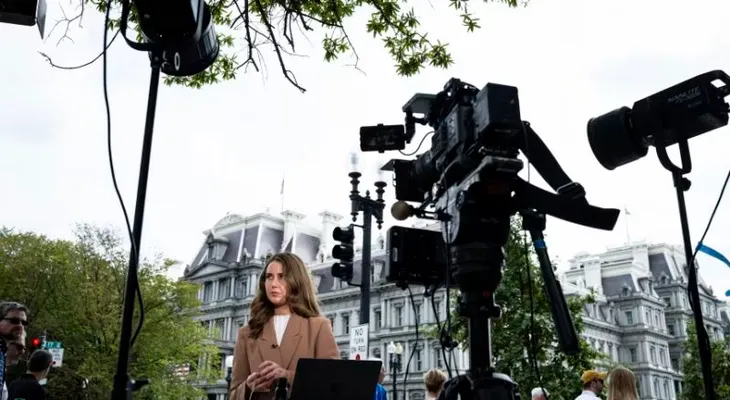 CNN, MS NOW y Politico demandan al Gobierno de Trump por revocar su acceso a la Casa Blanca
