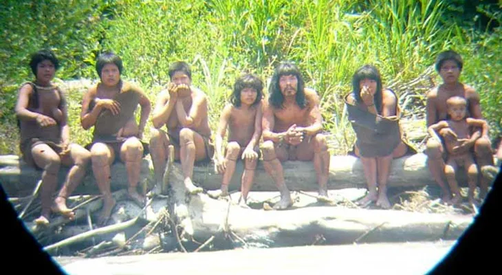 Conoce a los Mashco Piro. Una de las pocas tribus que nunca se había mostrado al mundo