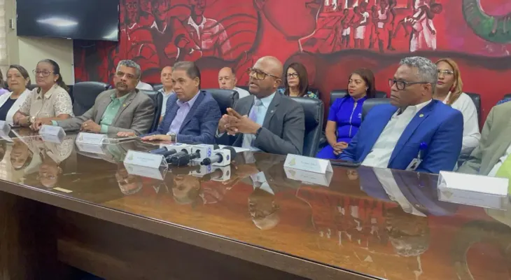 Colegio Médico Dominicano presenta querella por presunto robo de RD$64.5 millones en el IPPS