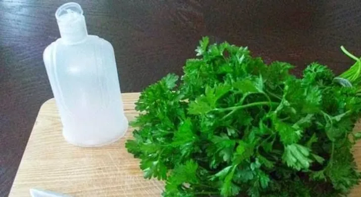 Quitate todas las manchas y pecas de la cara con este producto casero