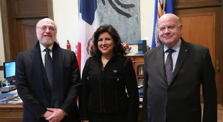 Vicepresidenta trata temas de desarrollo con Insulza; exaltan a Duarte en OEA
