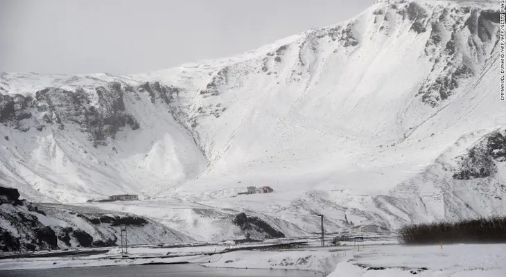Alerta por posible erupción del volcán más grande de Islandia tras varios terremotos