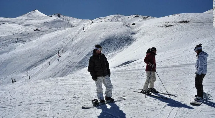 6 razones por las que vale la pena esquiar en Chile