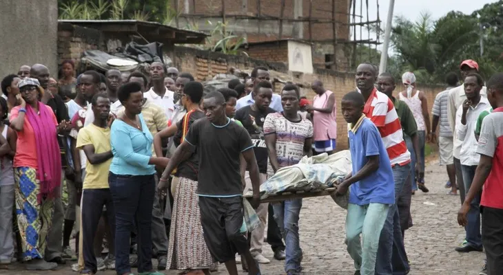 Hallan 28 muertos a tiros tras ataques en Burundi