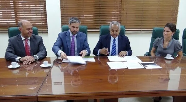 Fundación Tropicalia y JAD firman acuerdo para fomentar desarrollo sostenible de Miches