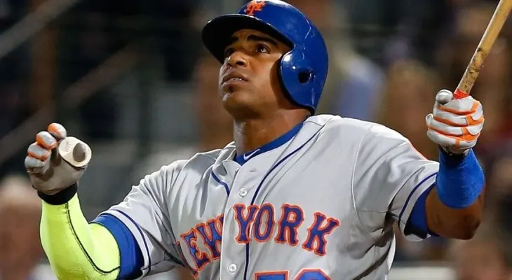 Los Nacionales, Astros y Medias Blancas, interesados en Yoenis Céspedes
