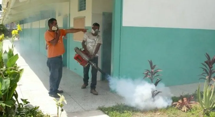 Emplean plan de fumigación en escuelas del municipio Bolívar
