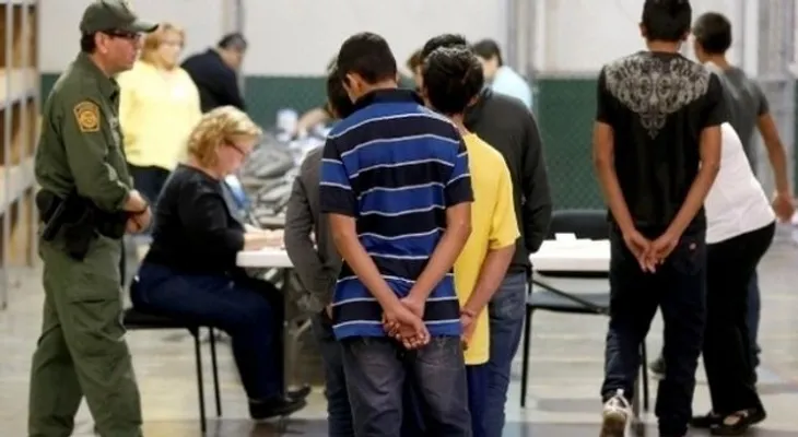 EEUU: Empiezan órdenes de deportación para menores 