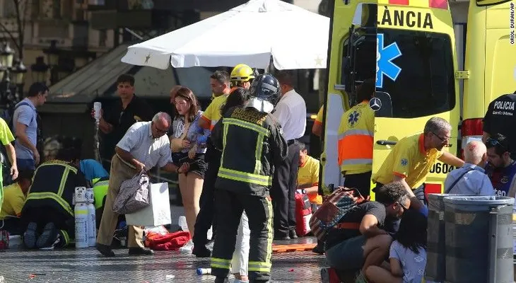 Al menos 13 muertos y 80 heridos por ataque terrorista en Barcelona