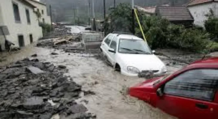 Emiten alerta para seis provincias por vaguada
