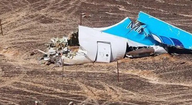 Las cajas negras del avión siniestrado en el Sinaí revelan una explosión