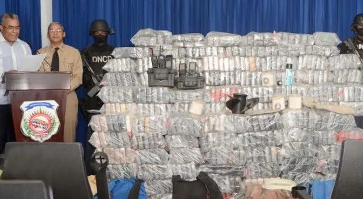 DNCD decomisa 621 paquetes de drogas en Barahona