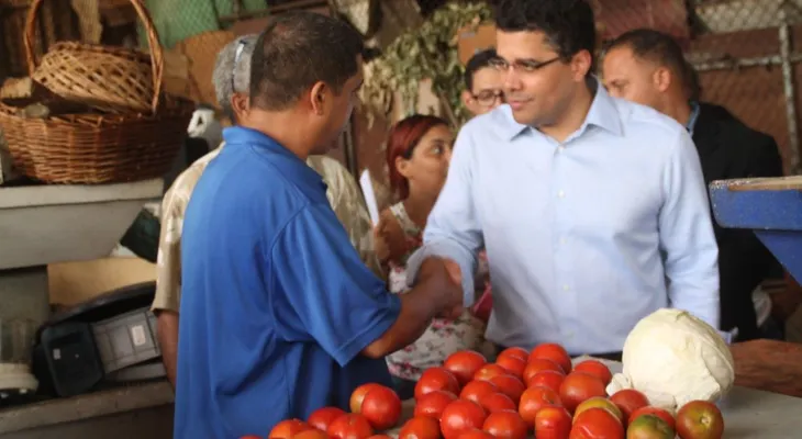 Alcalde David Collado remodelará mercado de Honduras