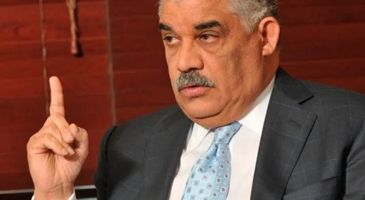 Mientras siguen las renuncias; Vargas explicará alianza PRD-PLD