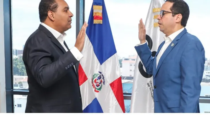 Juramentan a Edgar de Jesús Batista como director general de la Ogtic
