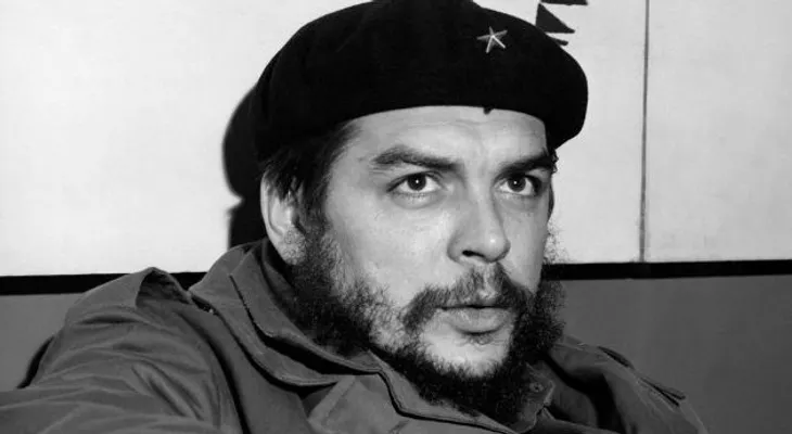 Revelan fotografías inéditas del asesinato de Ernesto 'Che' Guevara  