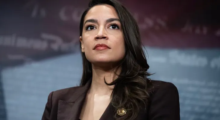 Ocasio-Cortez decidirá tras las elecciones intermedias si aspira a la presidencia en 2028