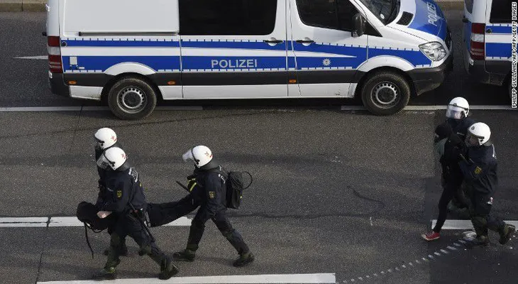 Cientos de detenidos durante una protesta en Alemania