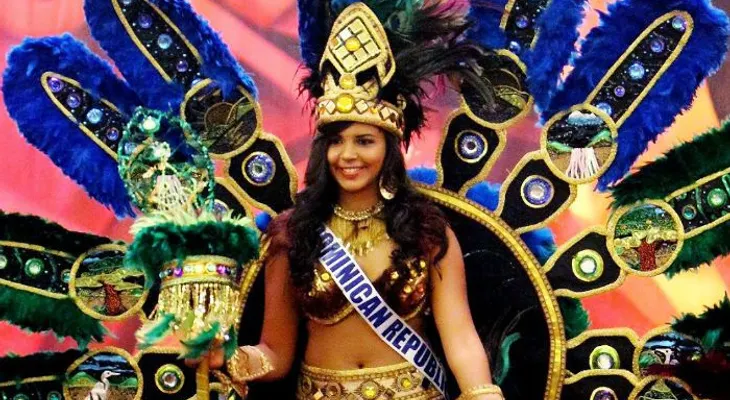 Dominicana gana Mejor Traje Típico en Miss T.E.E.N en Texas