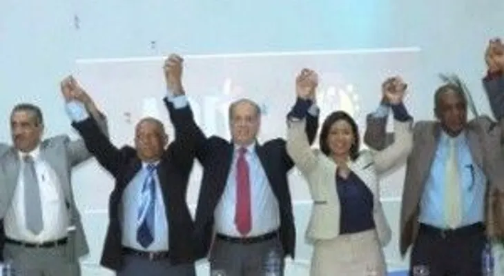 Peledeista no aceptan imposición de Danilo y pactan con otra organización política