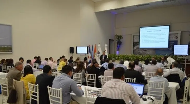 IDAC, OACI y FAA clausuran capacitación para inspectores de aeródromos