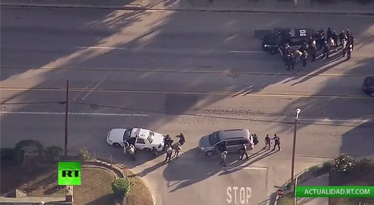 EN VIVO: La Policía mata uno de los sospechosos tiroteo en San Bernardino