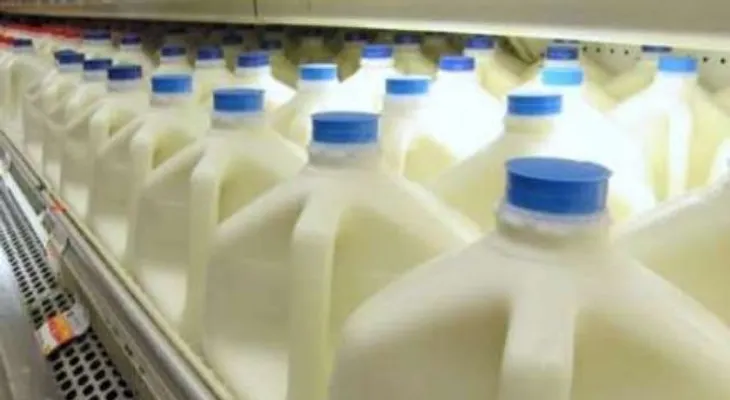 ADVERTENCIA: El consumo de este tipo de leche puede causar cáncer
