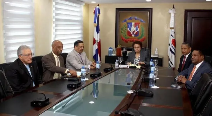 Presidente JCE se reúne con Pleno de la CC y no revelan lo tratado