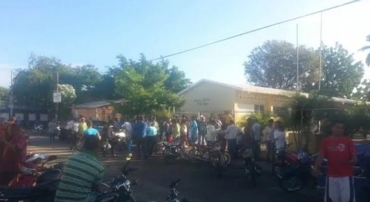 Varios incidentes en Mao, por retiro aspirantes a regidores en primarias PLD 