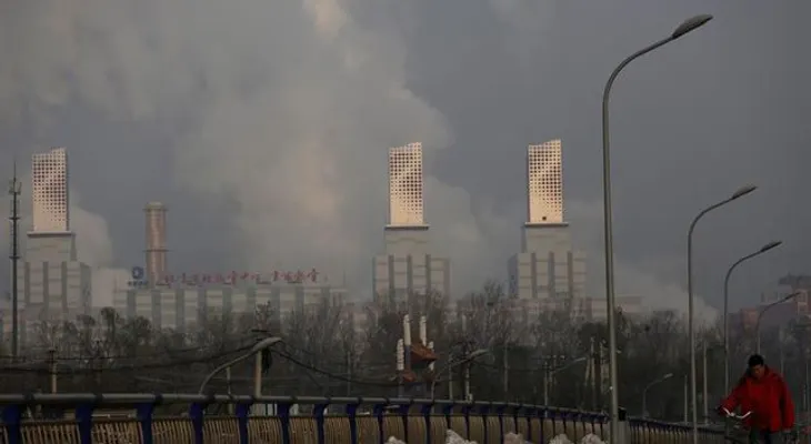 Pekín cierra su última gran central eléctrica de carbón