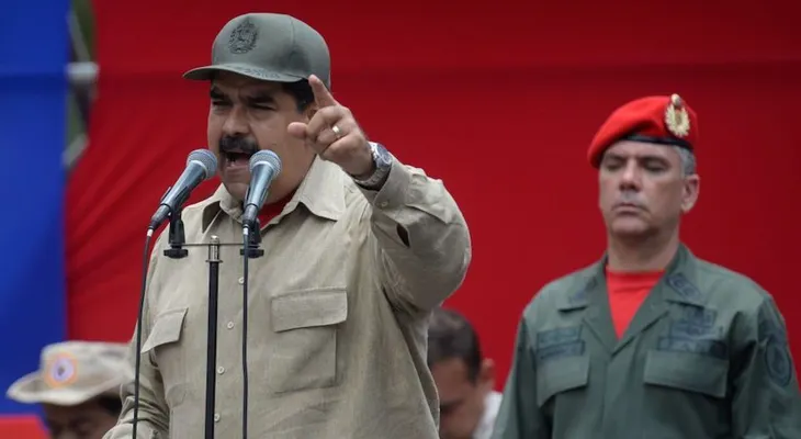 Maduro anuncia el desmantelamiento de un "complot militar" y activa un plan de seguridad