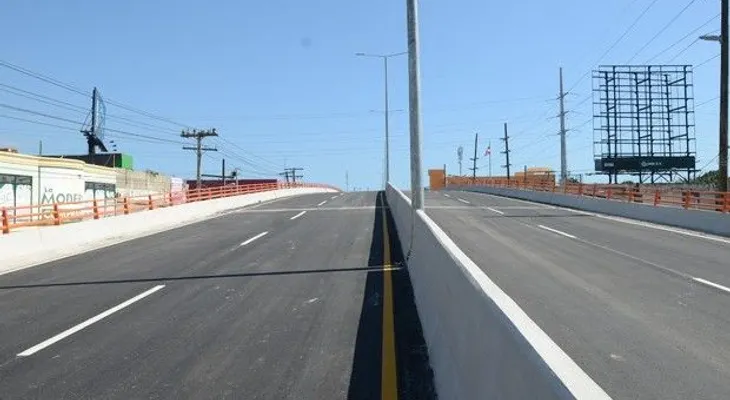 Obras Públicas deja este viernes en operación tres obras viales
