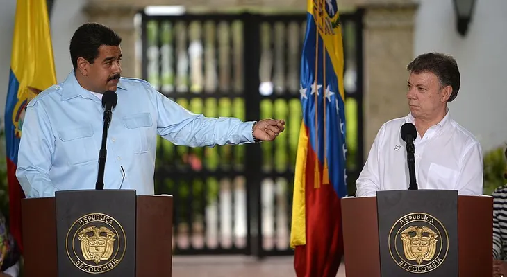 Maduro a Santos: '¡Cuidado les sale un Chávez en Colombia!'