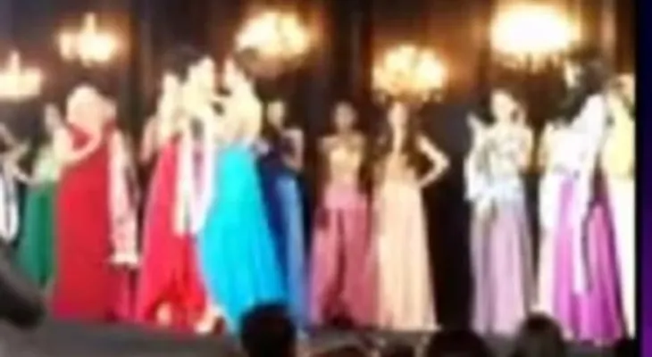 Finalista concurso belleza le arranca corona a ganadora (Video)