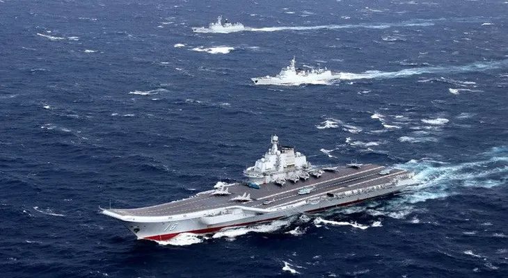 Taiwán envía sus buques y cazas de combate para interceptar al portaaviones chino Liaoning