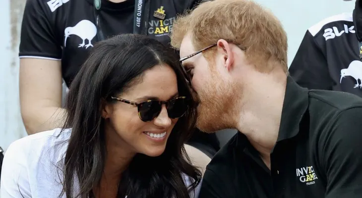 Revelan cómo fue el primer encuentro a ciegas del príncipe Harry y Meghan